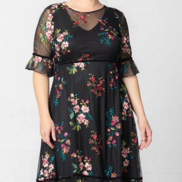 Kiyonna Wildflower embroidered dress - Picture 1 of 8